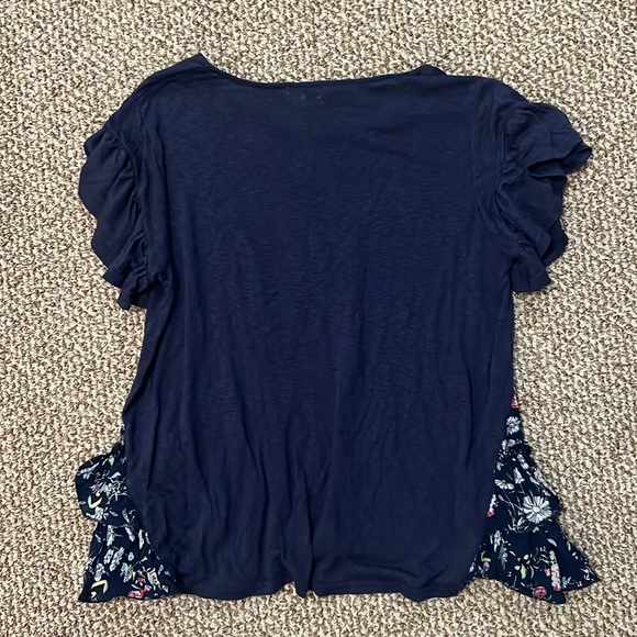 Umgee women’s large blouse floral accents - Picture 6 of 6